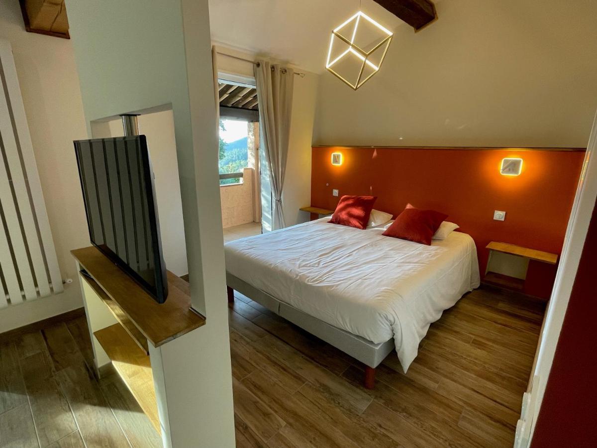 L'Estirado Des Adrets Hotel Les Adrets-de-l'Estérel Eksteriør billede
